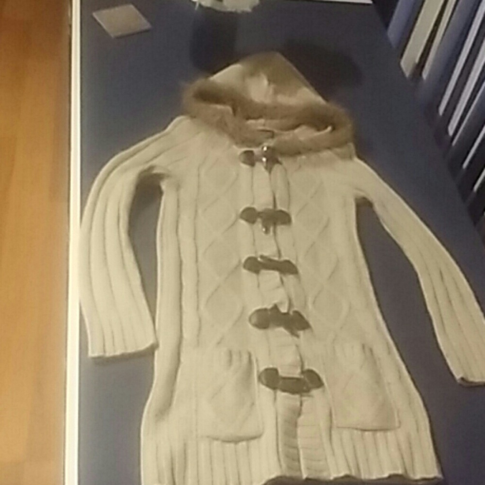 Women's sweater